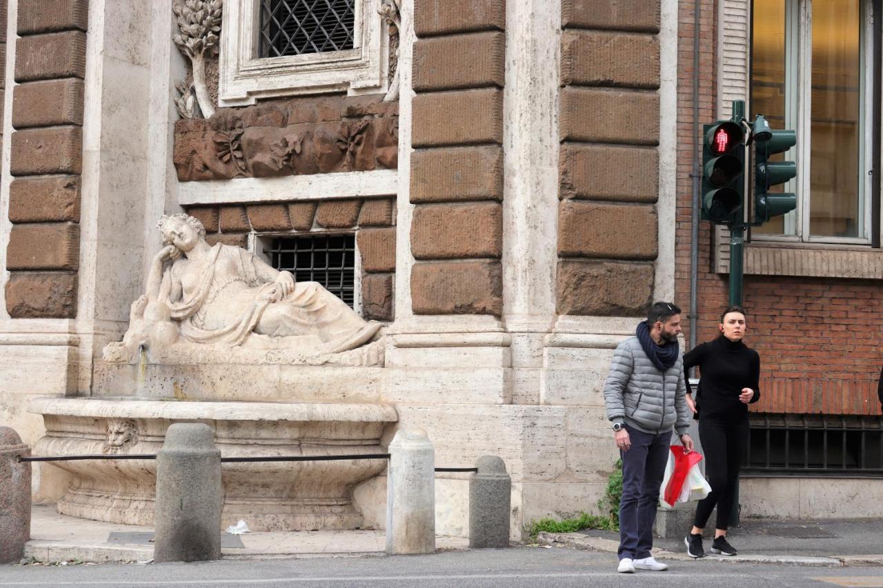 Trevi * Rom